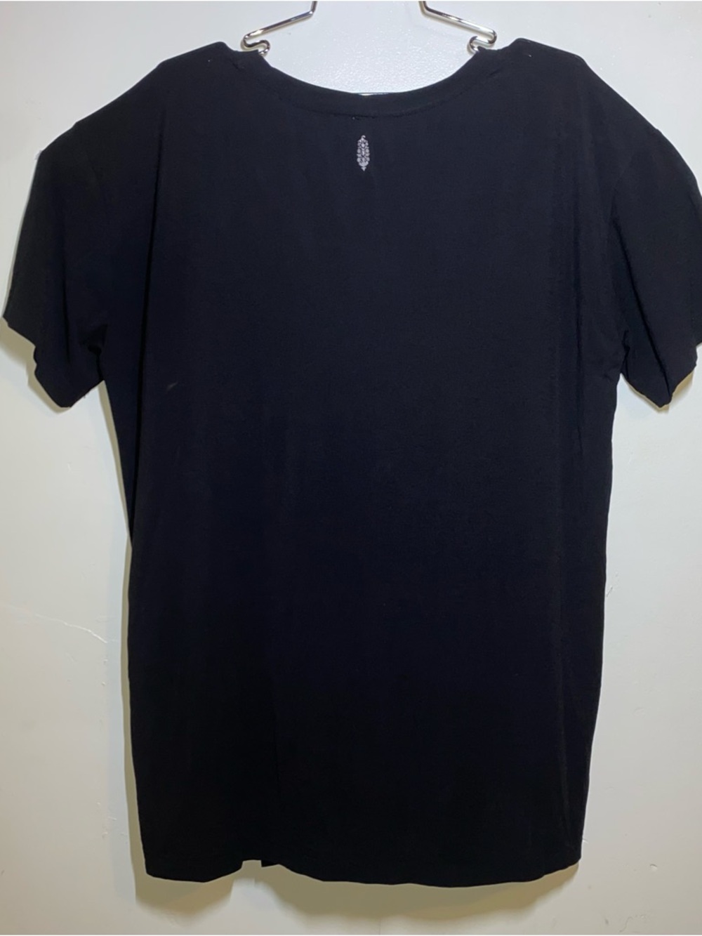 Free People Tee Size XS - Picture 2 of 5